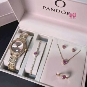 Akseosris wanita (Jam tangan,cincin,gelang,anting,kalung)